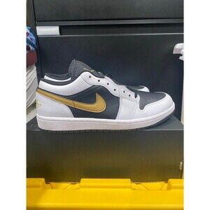 Air Jordan 1 Low SE